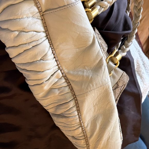 Steven by Steve Madden - Large leather and stud metal detail Satchel - Picture 6 of 10